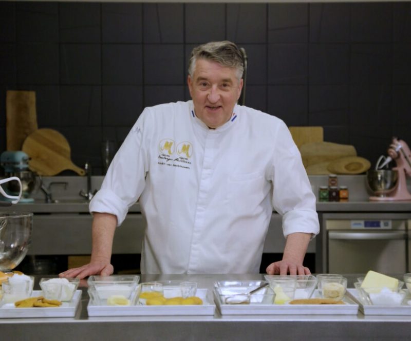 Koekjes maken met koekjescollege van Robèrt