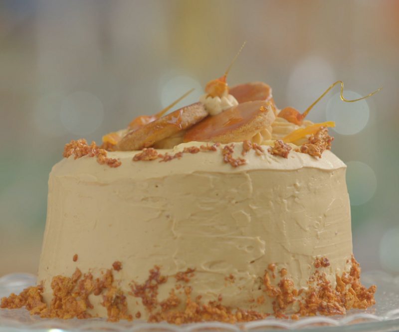 Abrikobos torte met gezouten caramel