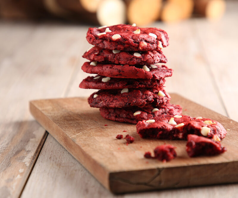 Red velvet cookies met witte chocolade