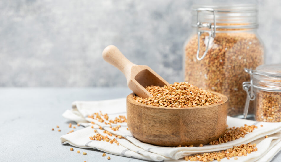 Green,Buckwheat,In,A,Bowl,On,A,Wooden,Kitchen,Table.superfood.raw